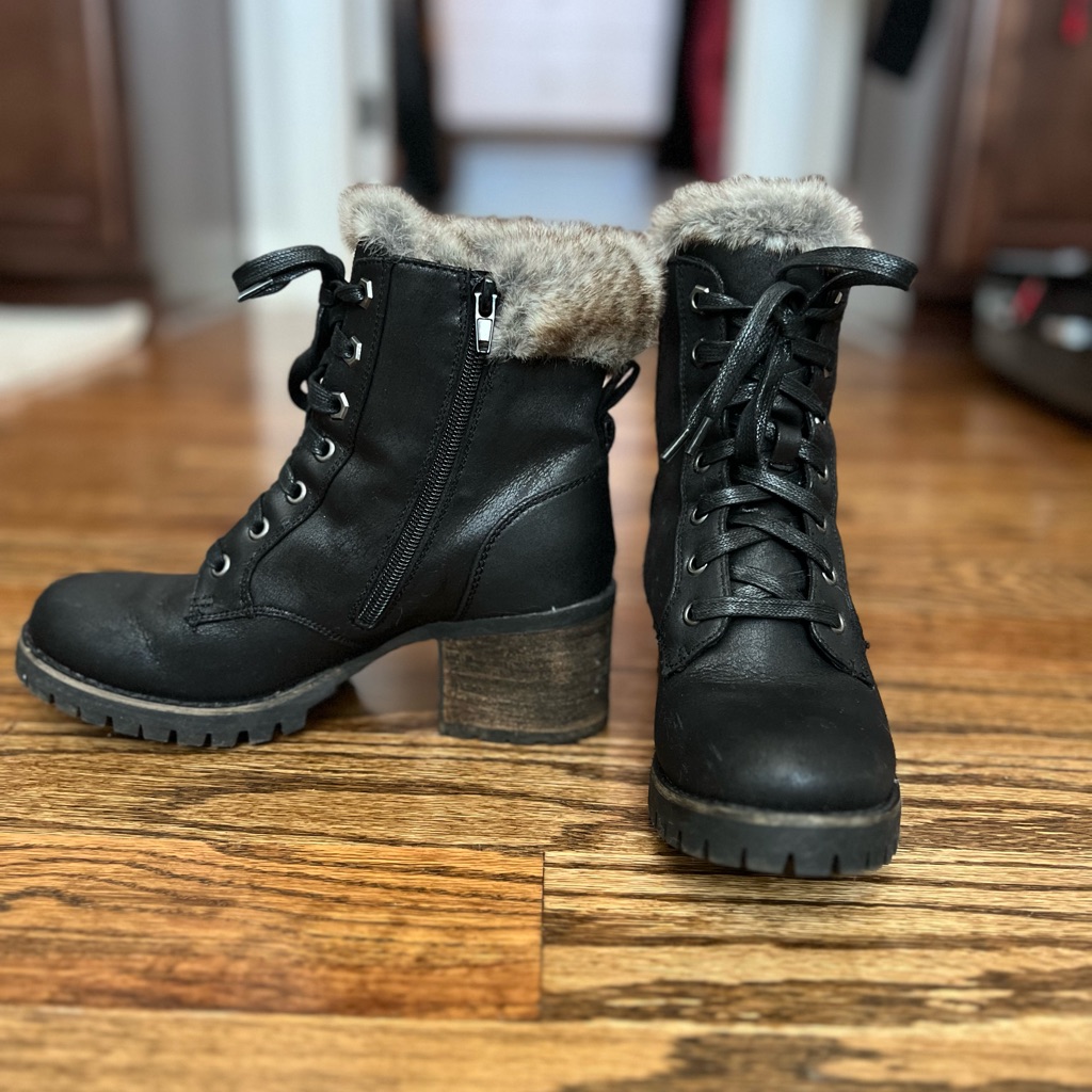 Steve Madden Black Leather Fur Lace Up Side Zip Boots Booties Size 8